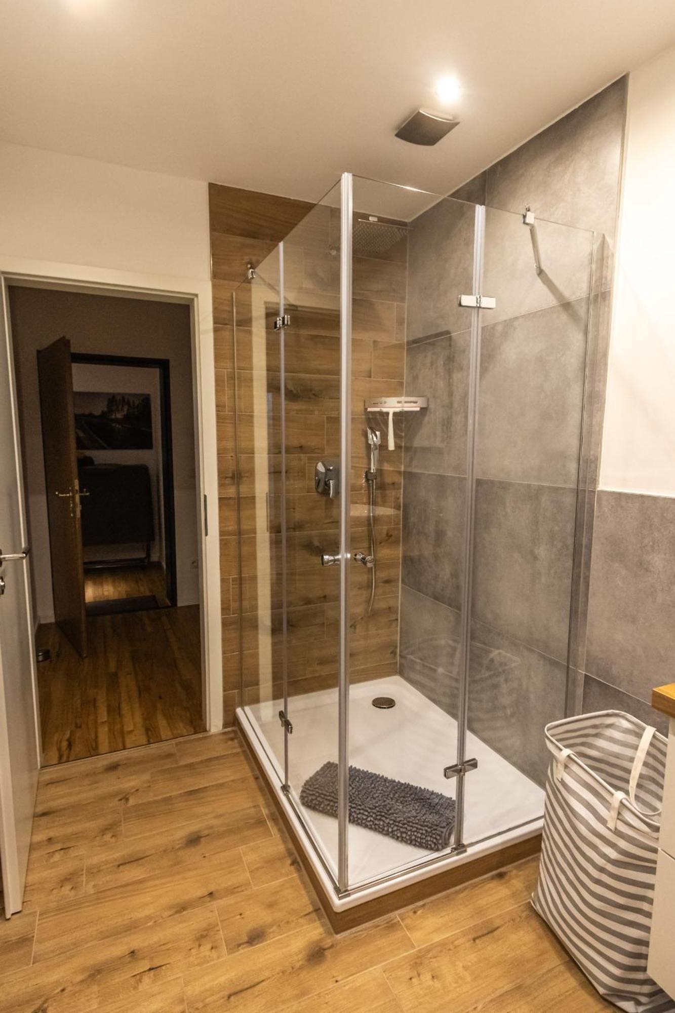 Suedschleife Appartements - Wlan - Direkt Am Ring Reimerath Exterior foto