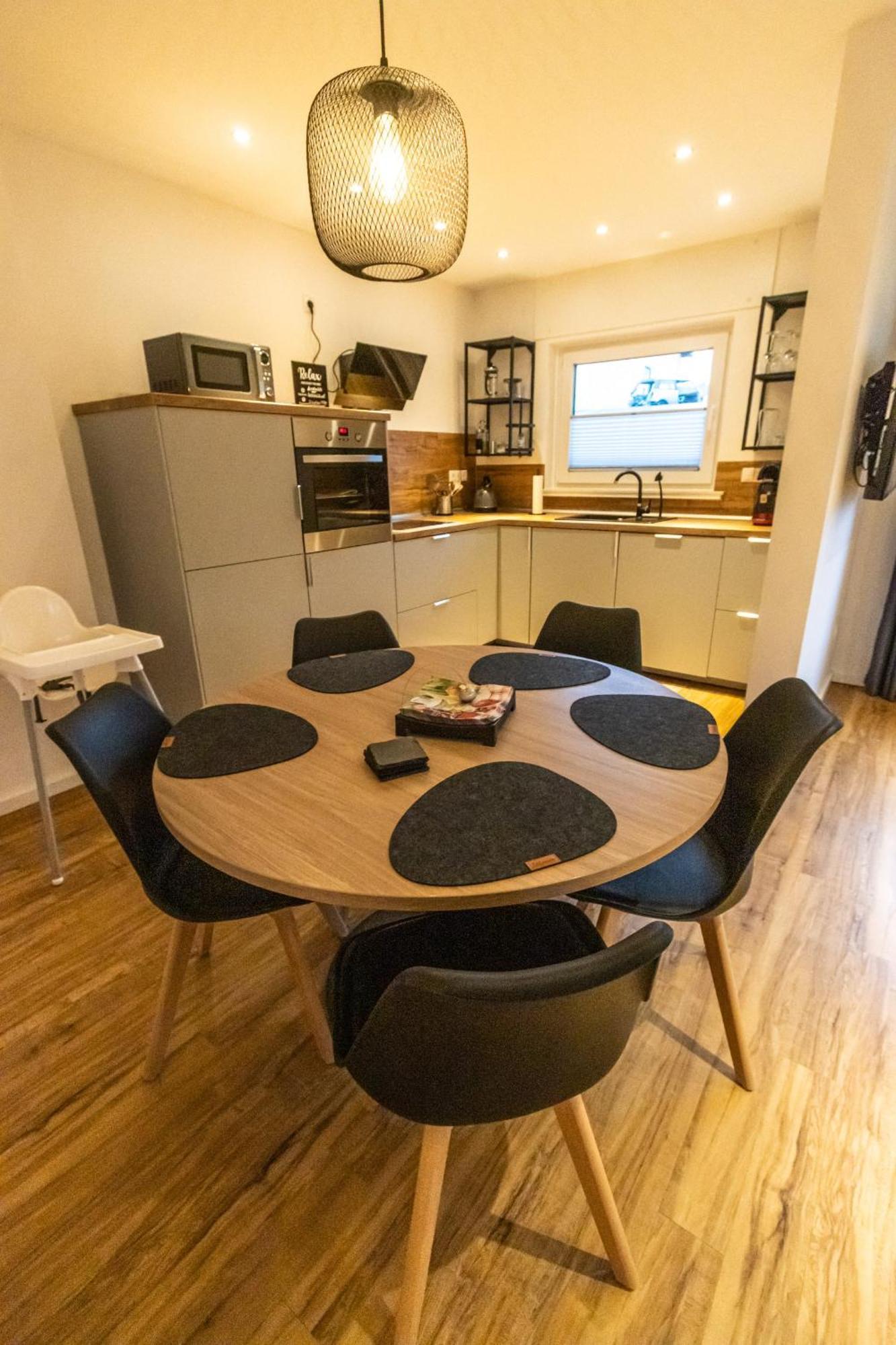 Suedschleife Appartements - Wlan - Direkt Am Ring Reimerath Exterior foto